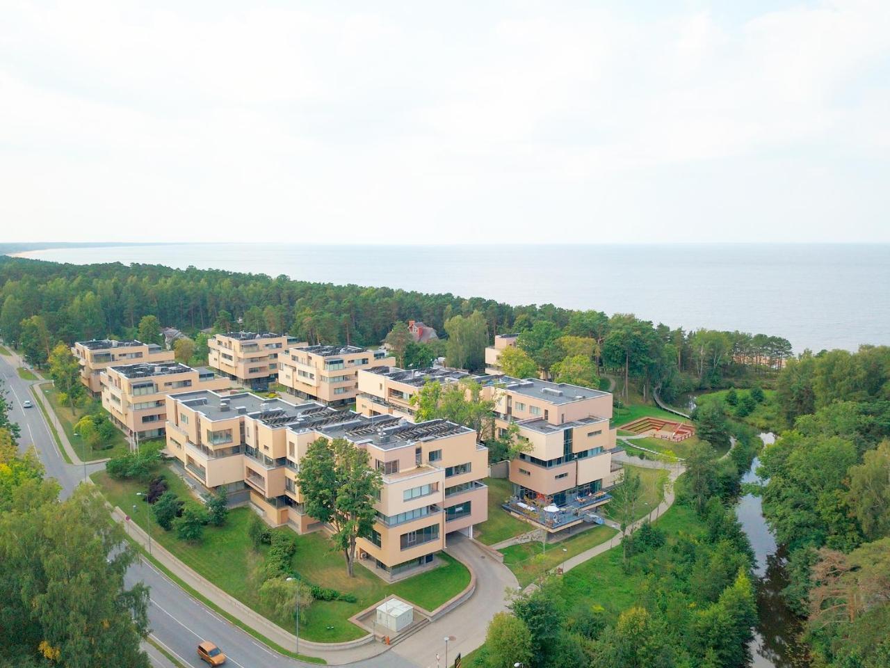 Saules Club Apart Hotel Саулкрасты Экстерьер фото
